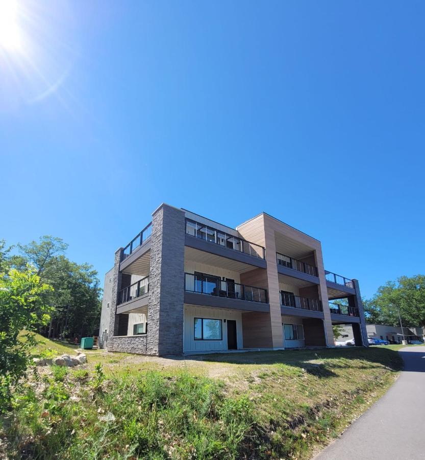 Boardman Ridge Penthouse Close To Town Traverse City Exterior photo